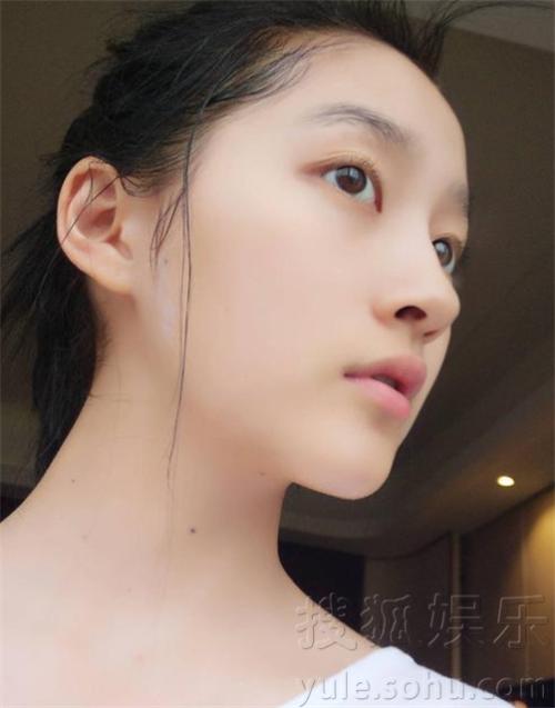 彻底清洁皮肤,彻底地卸妆,绝对是美容的根本。 彻底清洁皮肤,彻底地卸妆,绝对是美容的根本。